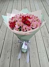 Букет цветов из:  Альстромерии #REPLACE_PRED# Шагонаре