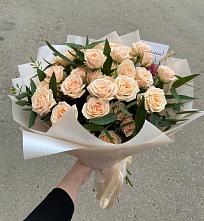 Букет Кремовые розы Латте в Шагонаре