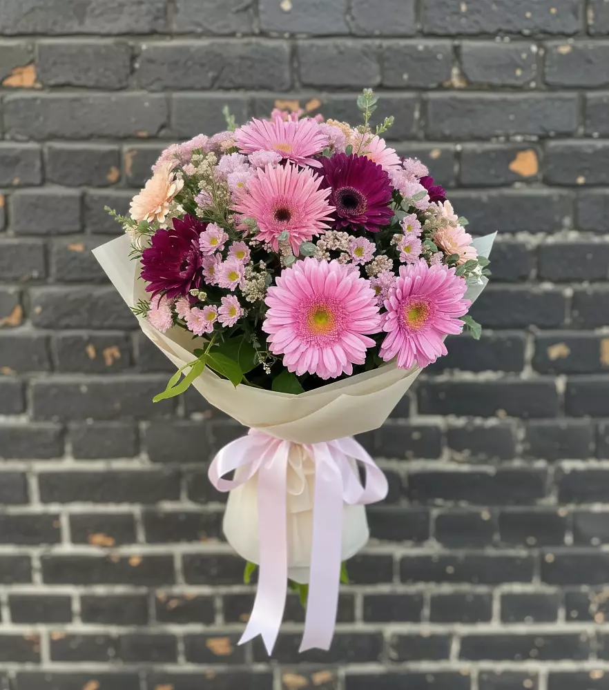 Букет цветов из: Герберы и Хризантемы в Шагонаре