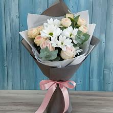 Букет цветов из:  Хризантемы и Розы #REPLACE_PRED# Шагонаре