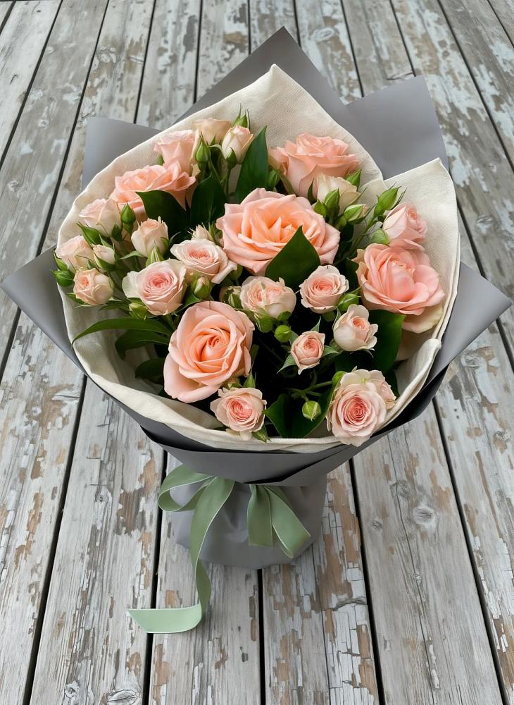 Букет цветов из: Розы в Шагонаре