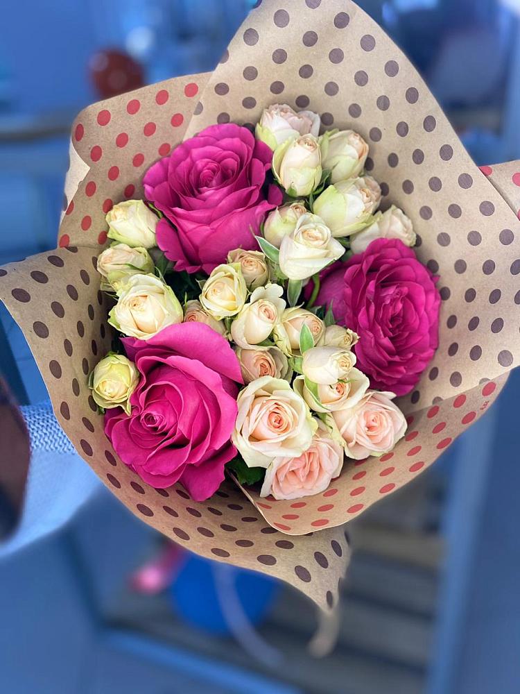 Букет цветов из: Розы в Шагонаре