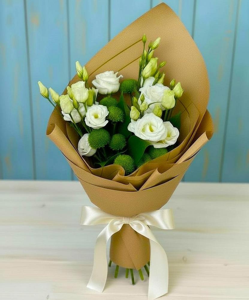 Букет цветов из: Хризантемы и Лизиантусы в Шагонаре