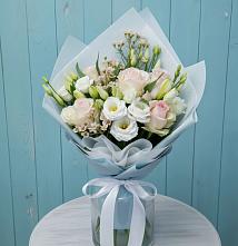 Букет цветов из:  Розы и Лизиантусы #REPLACE_PRED# Шагонаре